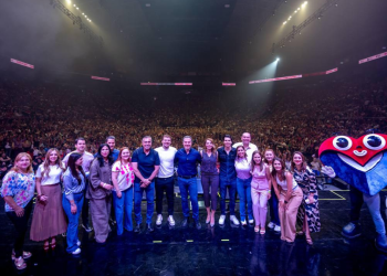 Monterrey Festeja A Miles De Mamás Con Gran Evento