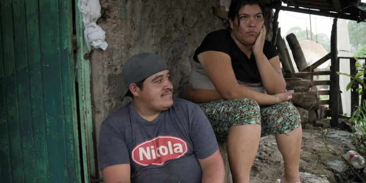 Familia Se Auto Deporta Tras Reelección De Trump