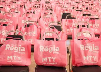 entrega-de-tarjeta-regia-plus-en-mty