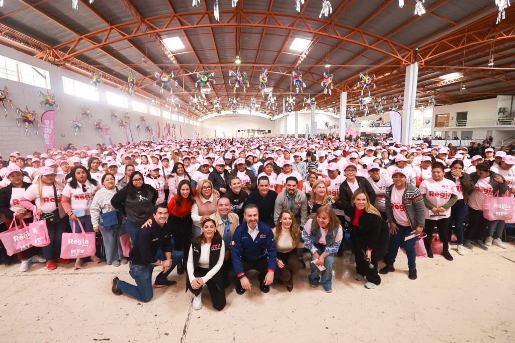 tarjeta-regia-plus-entrega-de-monterrey