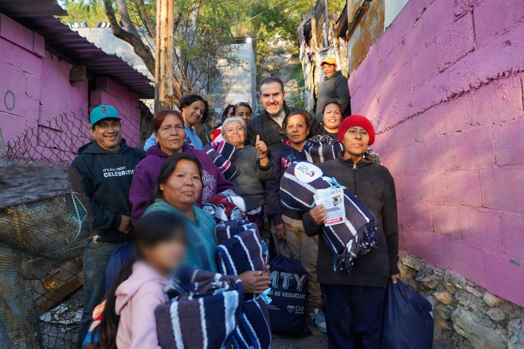 Monterrey-sin-frío-DIF-municipal-bajas-temperaturas-Colonia-CROC-Balcones-de-San-Bernabé