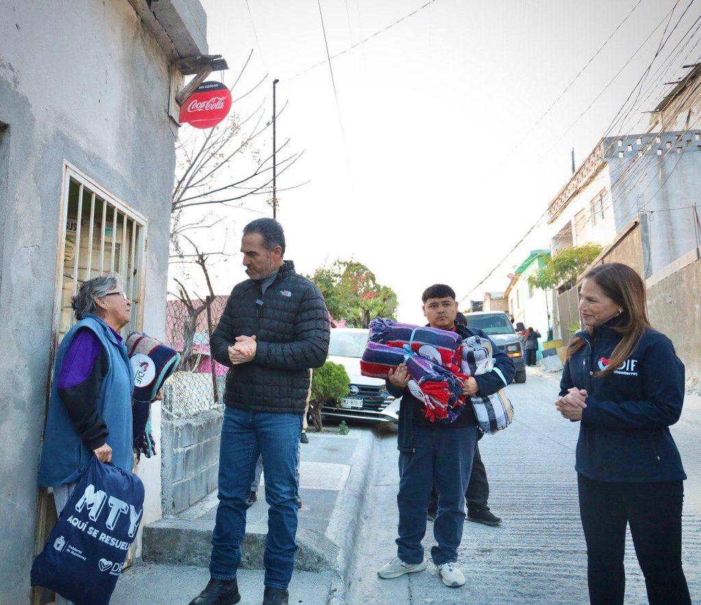 Monterrey-sin-frío-DIF-municipal-bajas-temperaturas-Colonia-CROC-Balcones-de-San-Bernabé