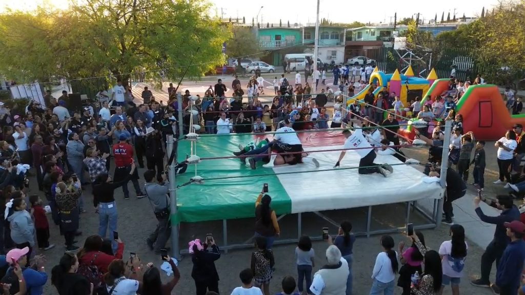 Barrio-de-mi-Corazón-Gobierno-de-Monterrey-Tarjeta-Regia-Plus-colonia-Martínez-mantenimiento-urbano