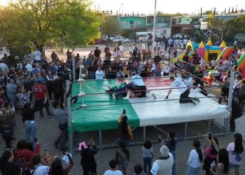 Barrio-de-mi-Corazón-Gobierno-de-Monterrey-Tarjeta-Regia-Plus-colonia-Martínez-mantenimiento-urbano