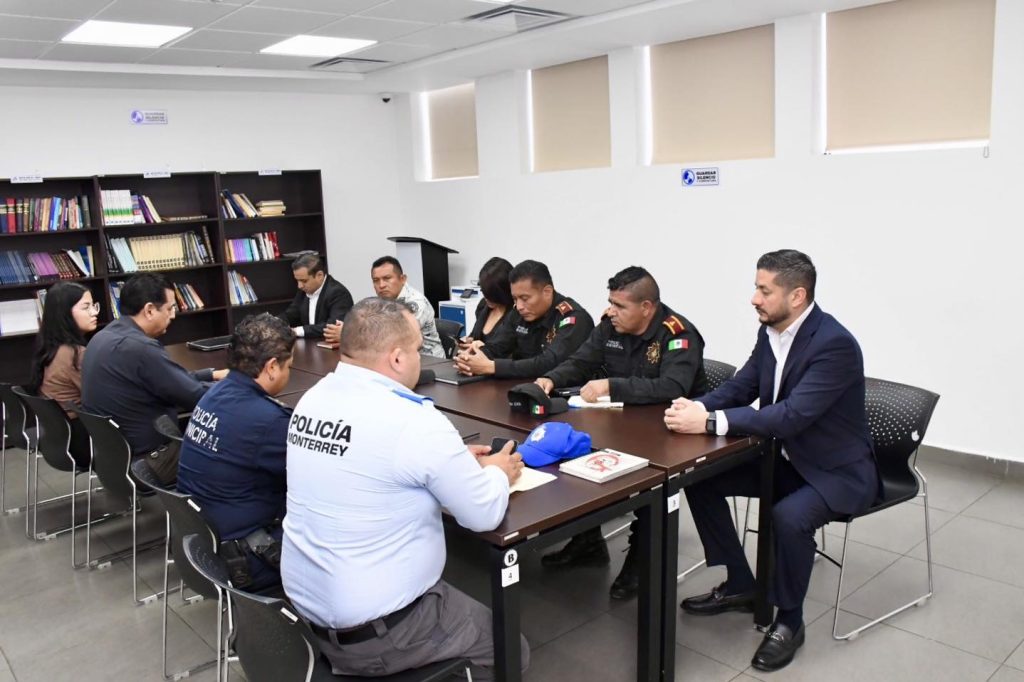 Filtros-de-seguridad-Vigilancia-municipal-operativo-preventivo-Adrián-de-la-Garza