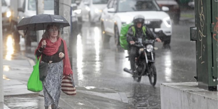 Monterrey enfrenta calor durante los primeros días de la semana santa y luego un posible granizo