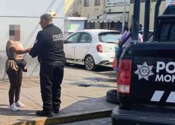 POLICÍA-DE-MONTERREY-AUXILIA-A-NIÑO