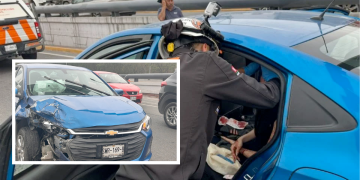 carambola-en-morones-prieto-accidente-vial-monterrey-joven-lesionada