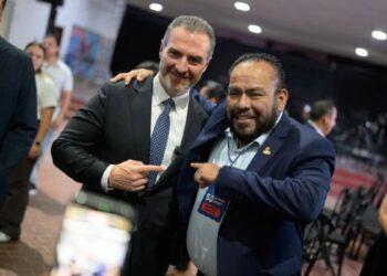 Adrián de la Garza PAN