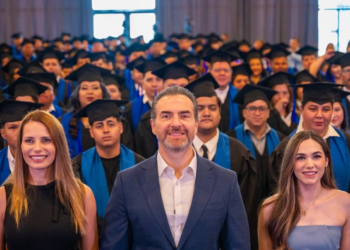 Segundo Informe: Adrián de la Garza impulsa la Prepa Regia para jóvenes de Monterrey